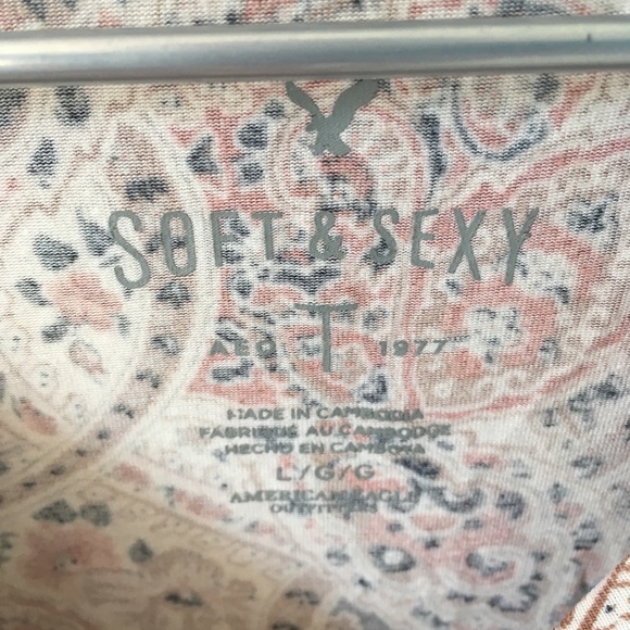 American Eagle Large Soft and Sexy Tee - Picture 2 of 3